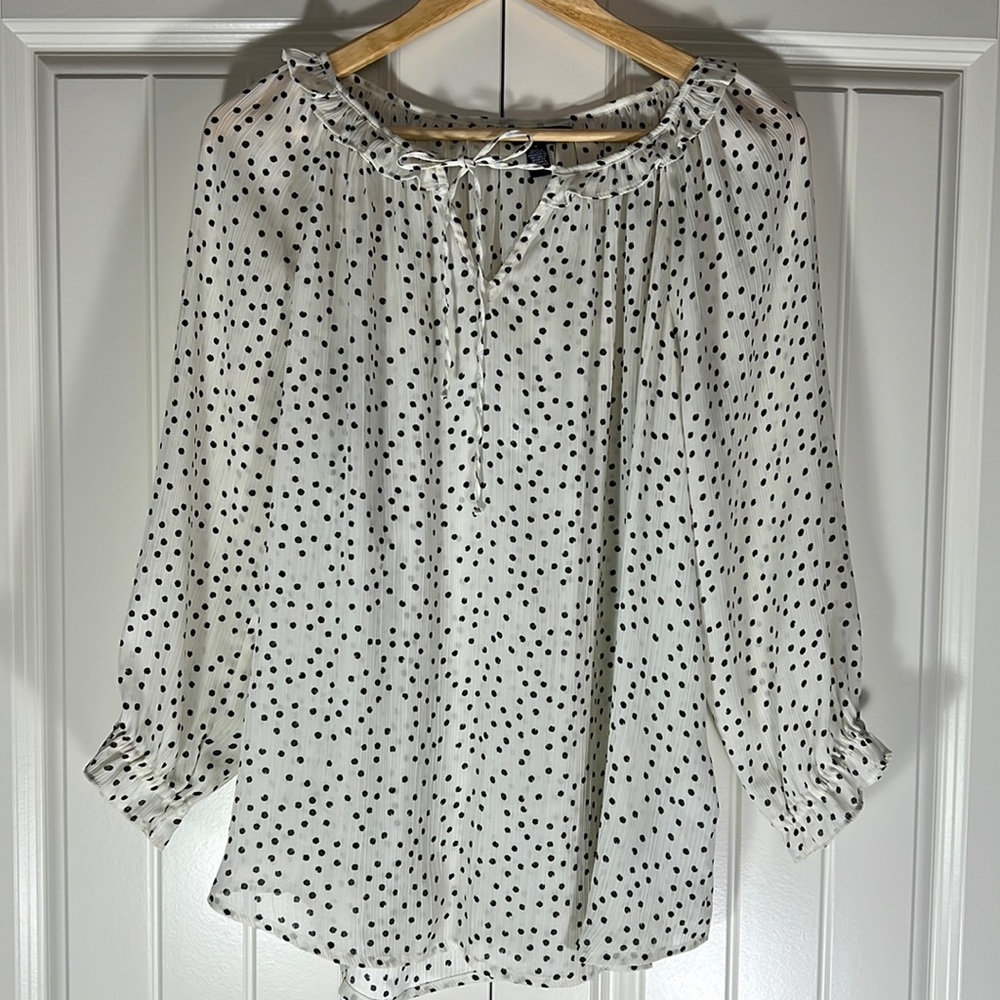 CHAPS Long Sleeve Top - Women’s M